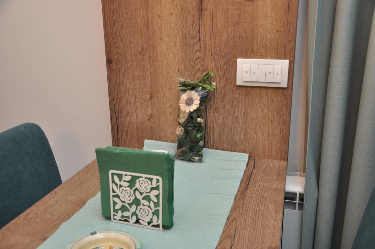 Lux Apartman Čačak エクステリア 写真