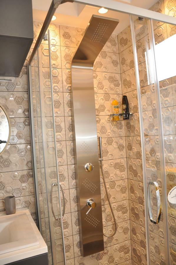 Lux Apartman Čačak エクステリア 写真